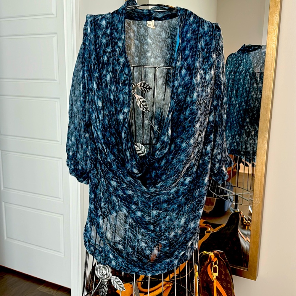 Maggie Ward Silk cowl neck blouse sheer floral blue 3/4 sleeve SZ MED